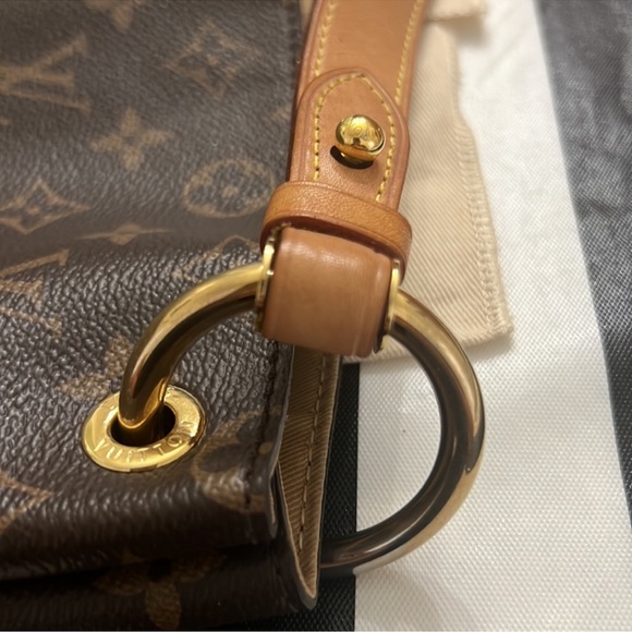 AUTHENTIC LOUIS VUITTON GRACEFUL MM - Picture 2 of 16